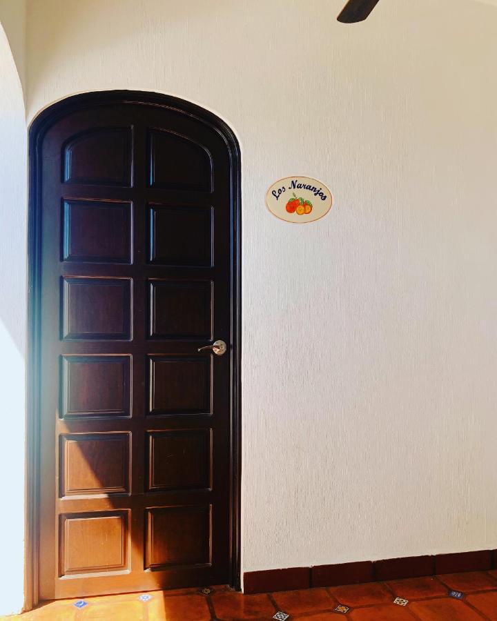 Caroline Bella Bed & Breakfast アヒヒク エクステリア 写真